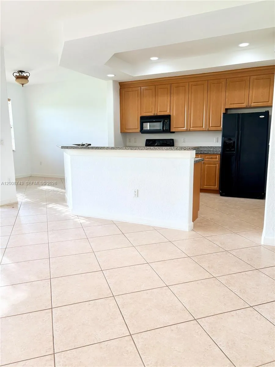7993 NW 128th Ln #13-B Parkland, FL 33076