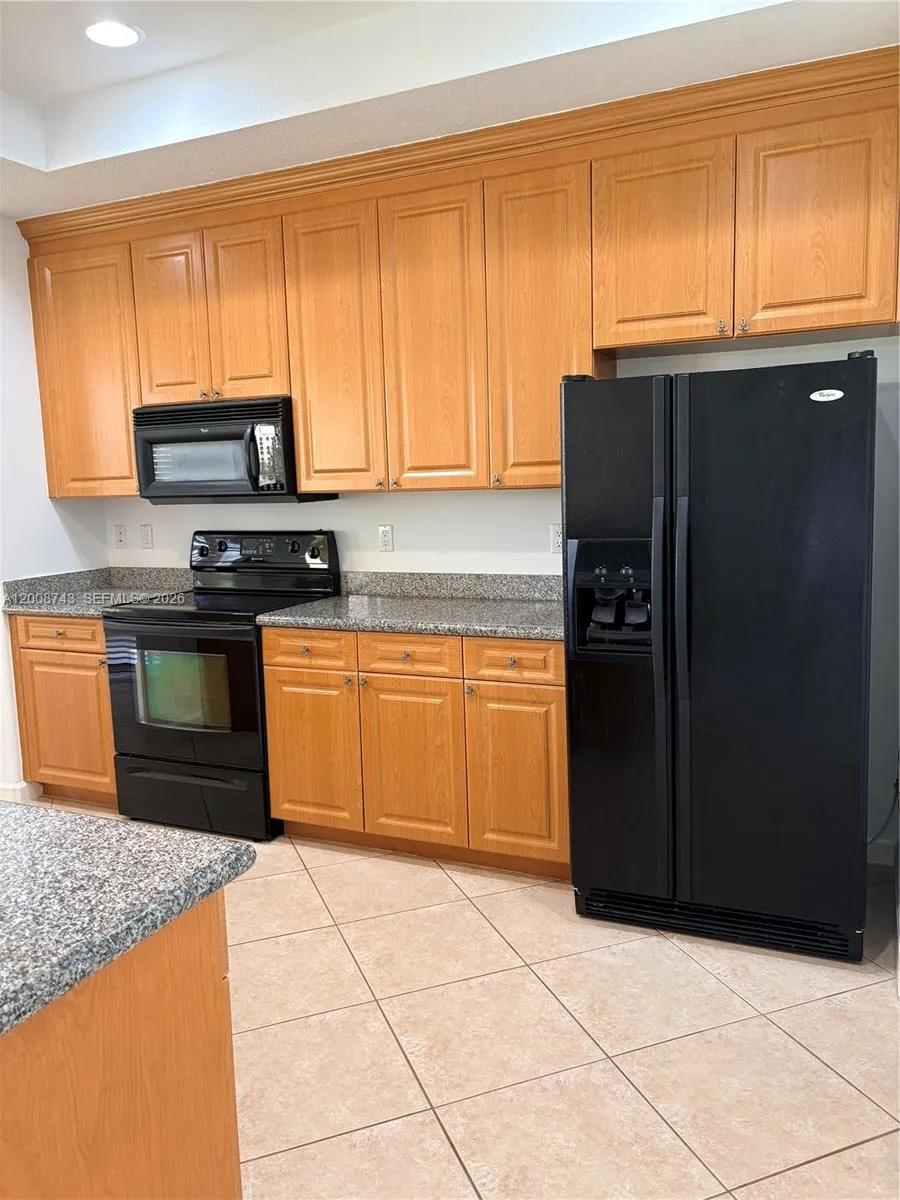 7993 NW 128th Ln #13-B Parkland, FL 33076