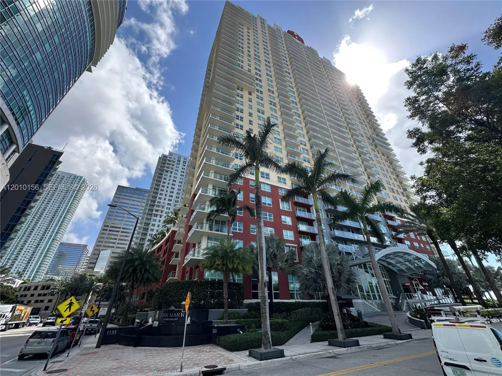 1155 Brickell Bay Dr #3007 Miami, FL 33131