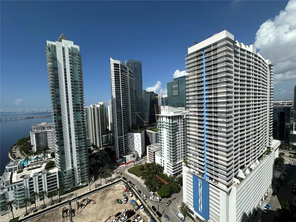 1155 Brickell Bay Dr #3007 Miami, FL 33131