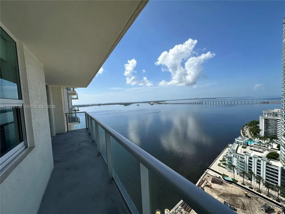 1155 Brickell Bay Dr #3007 Miami, FL 33131