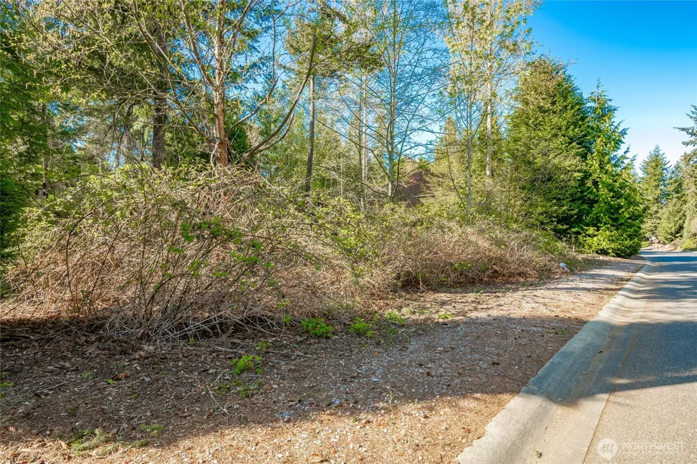 8647 Great Horned Owl Lane Blaine, WA 98230