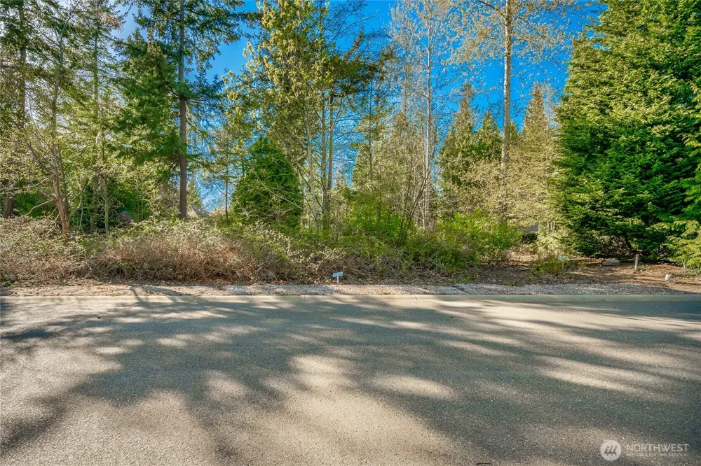 8647 Great Horned Owl Lane Blaine, WA 98230