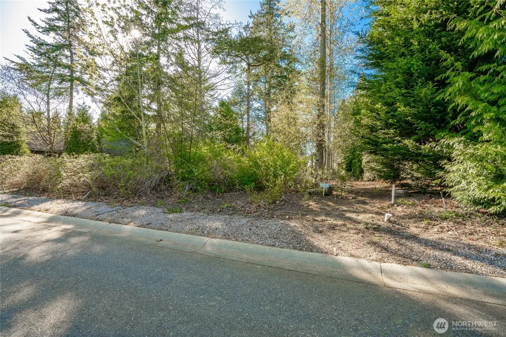 8647 Great Horned Owl Lane Blaine, WA 98230