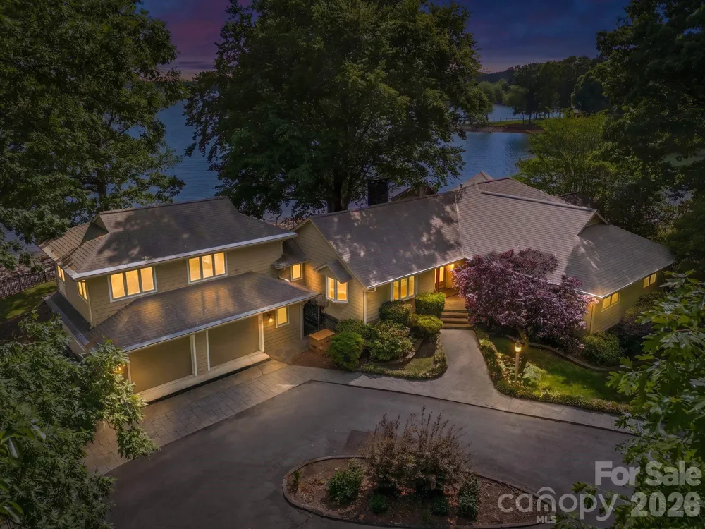 3725 Kingfisher Lane Terrell, NC 28682