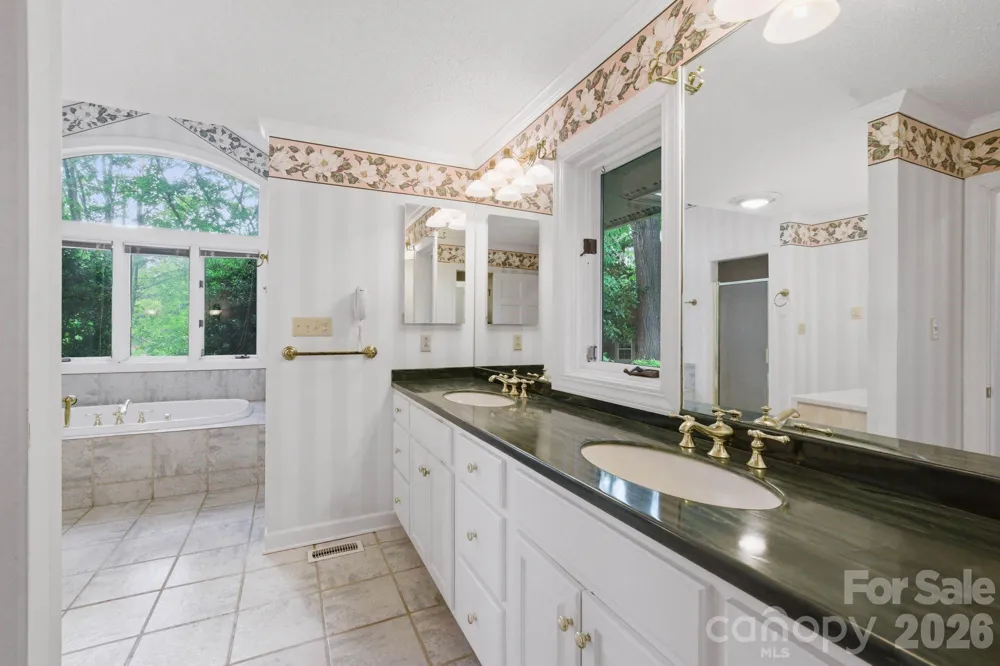 3725 Kingfisher Lane Terrell, NC 28682
