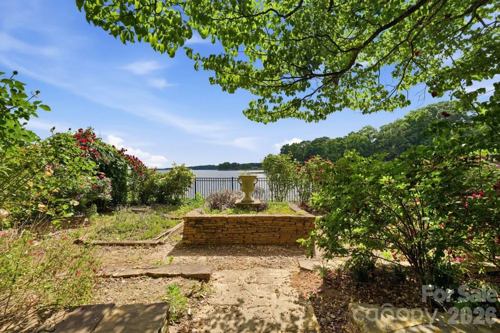 3725 Kingfisher Lane Terrell, NC 28682