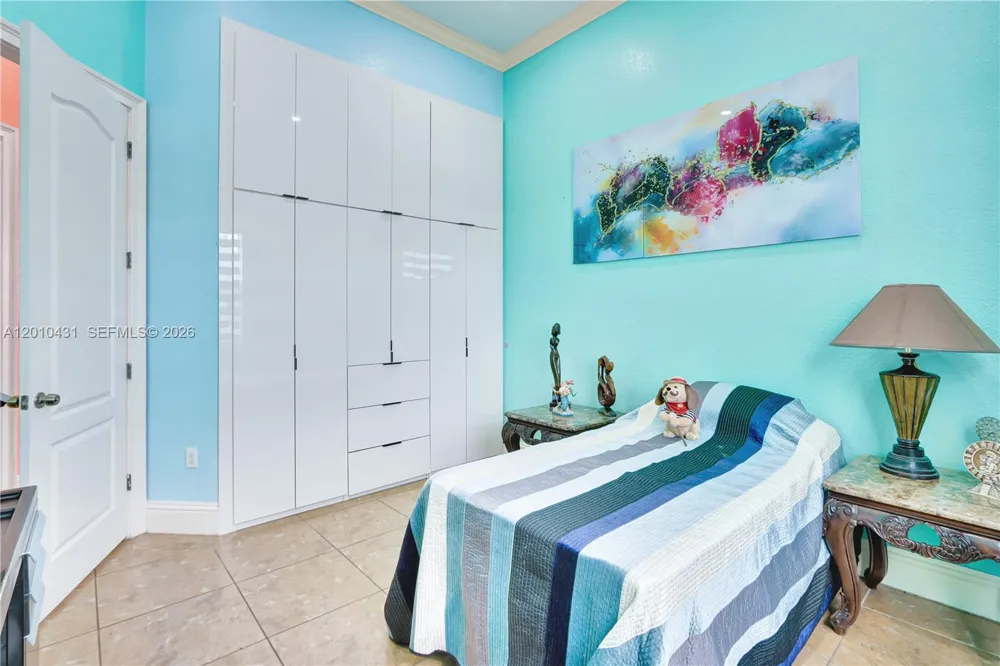 20455 SW 154th Ave Miami, FL 33187