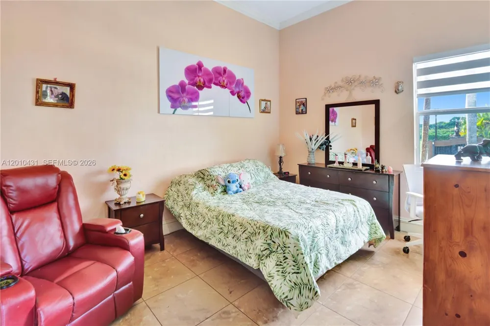 20455 SW 154th Ave Miami, FL 33187