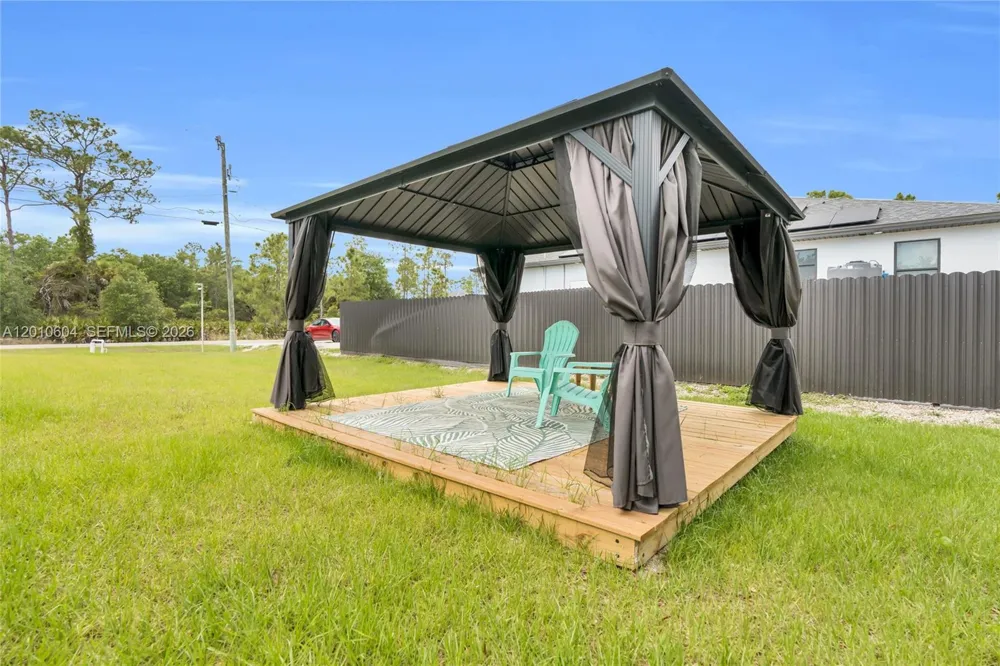 1201 7th ST Lehigh Acres, FL 33972