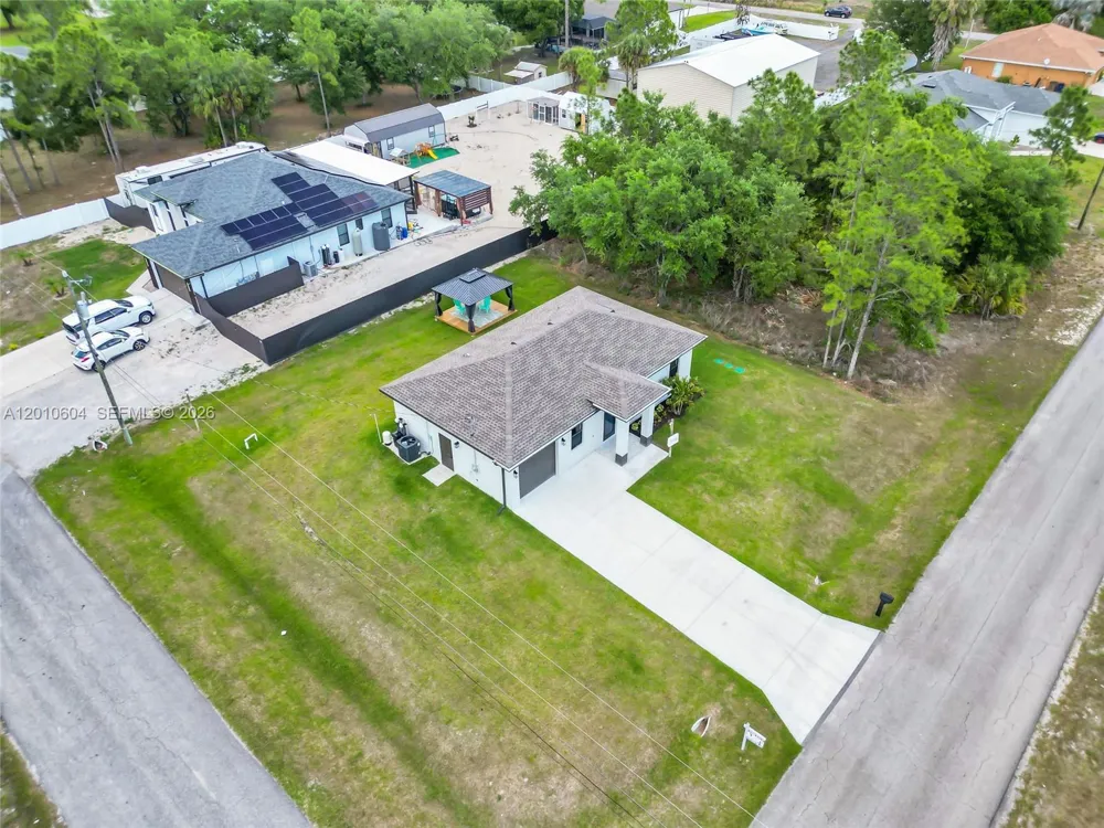 1201 7th ST Lehigh Acres, FL 33972