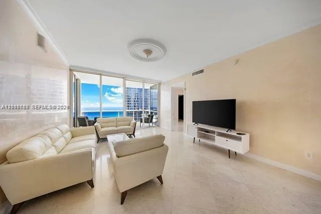 18101 Collins Ave #4702 Sunny Isles Beach, FL 33160