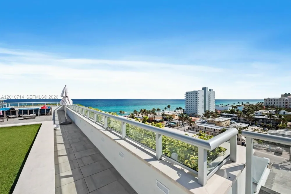 777 Ocean Dr #S207 Hollywood, FL 33019
