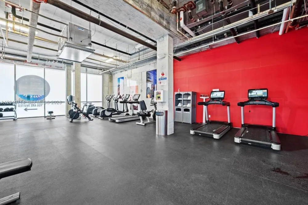 777 Ocean Dr #S207 Hollywood, FL 33019