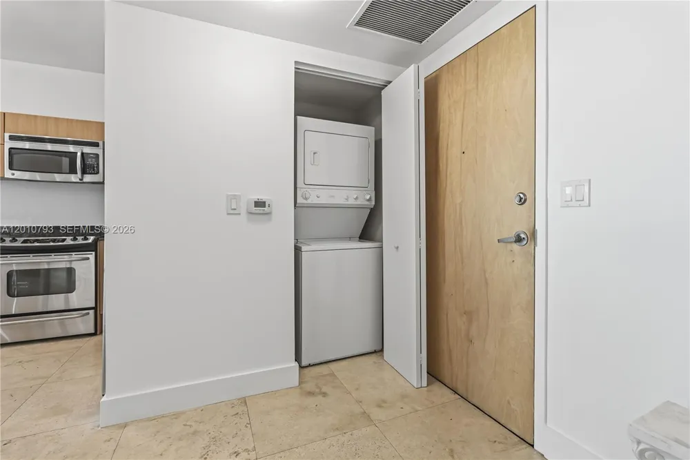 350 S Miami Ave #3307 Miami, FL 33130