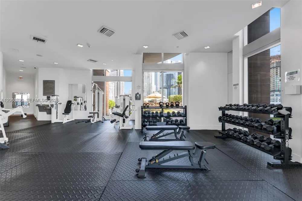 350 S Miami Ave #3307 Miami, FL 33130