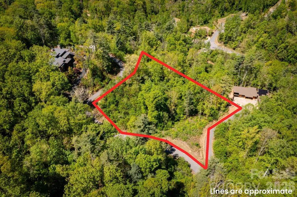 33 Bent Branch Lane Asheville, NC 28804
