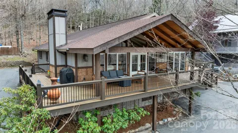 202 Tamarack Road