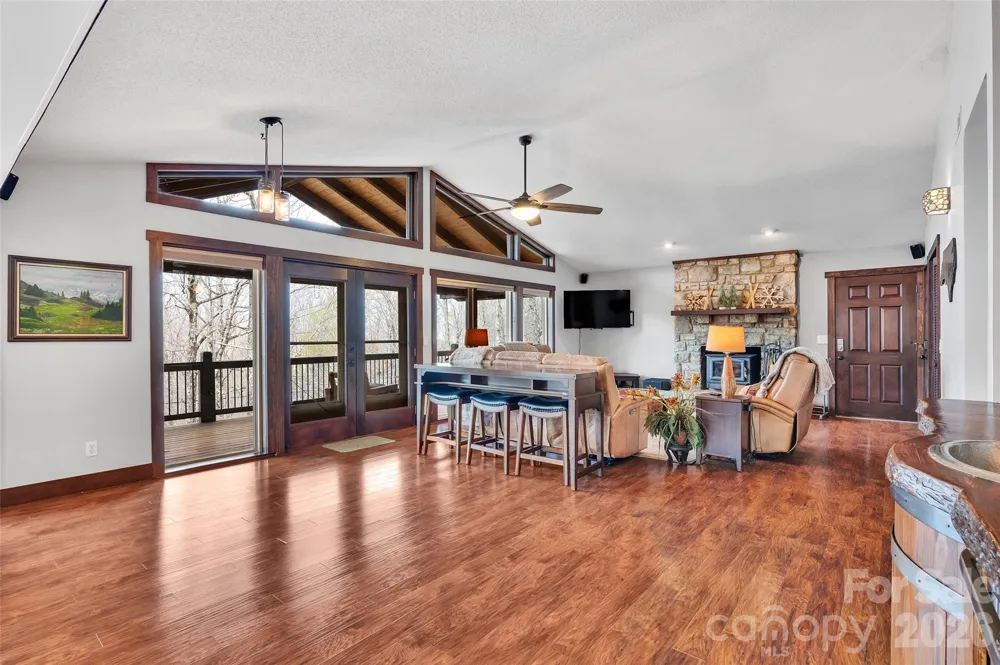 202 Tamarack Road Beech Mountain, NC 28604