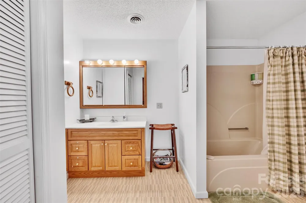 202 Tamarack Road Beech Mountain, NC 28604
