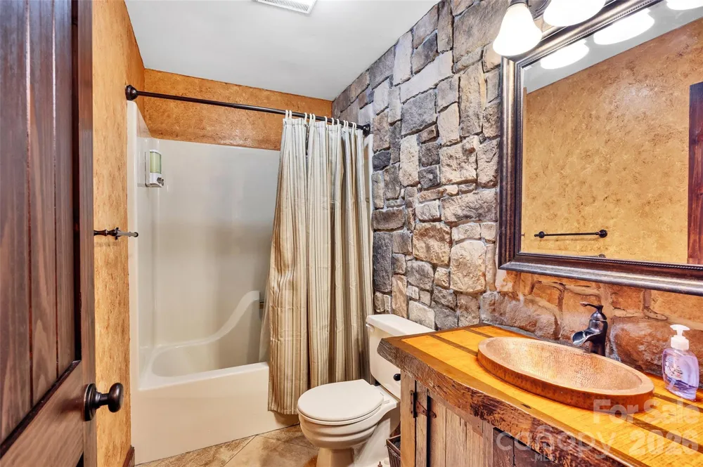 202 Tamarack Road Beech Mountain, NC 28604