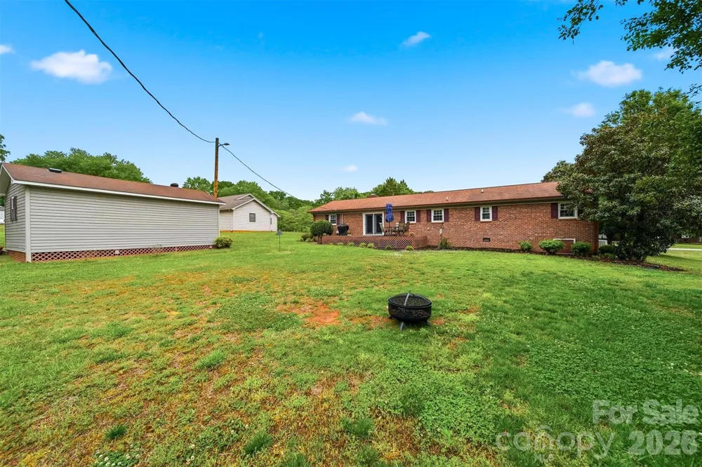 190 Dixie Trail Drive Forest City, NC 28043