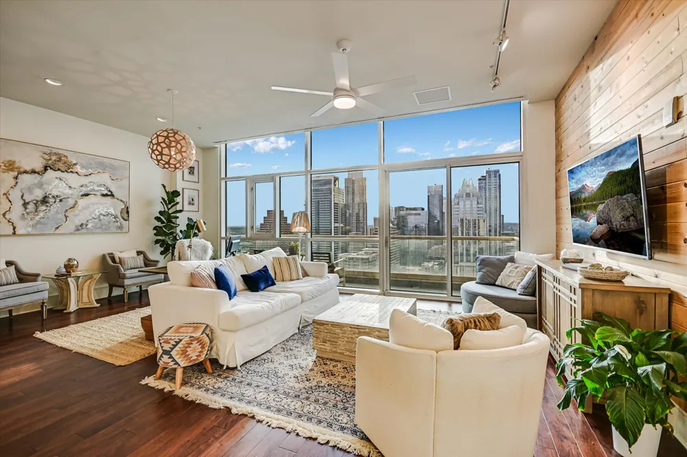 555 E 5th Street #2826 Austin, TX 78701