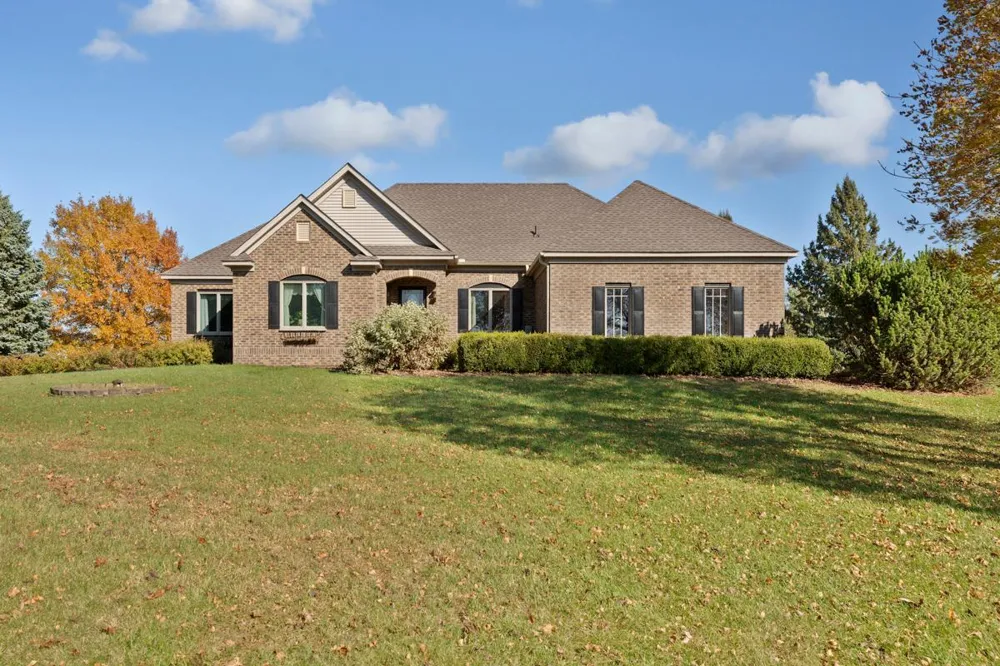 26721 Redwing Avenue New Prague, MN 56071