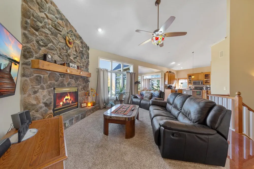 26721 Redwing Avenue New Prague, MN 56071