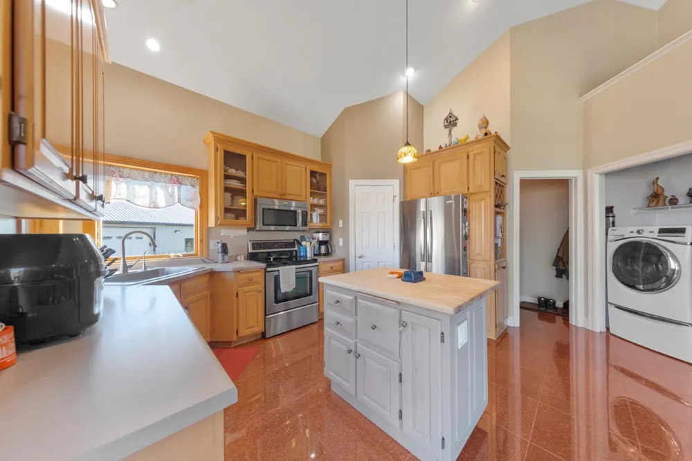 26721 Redwing Avenue New Prague, MN 56071