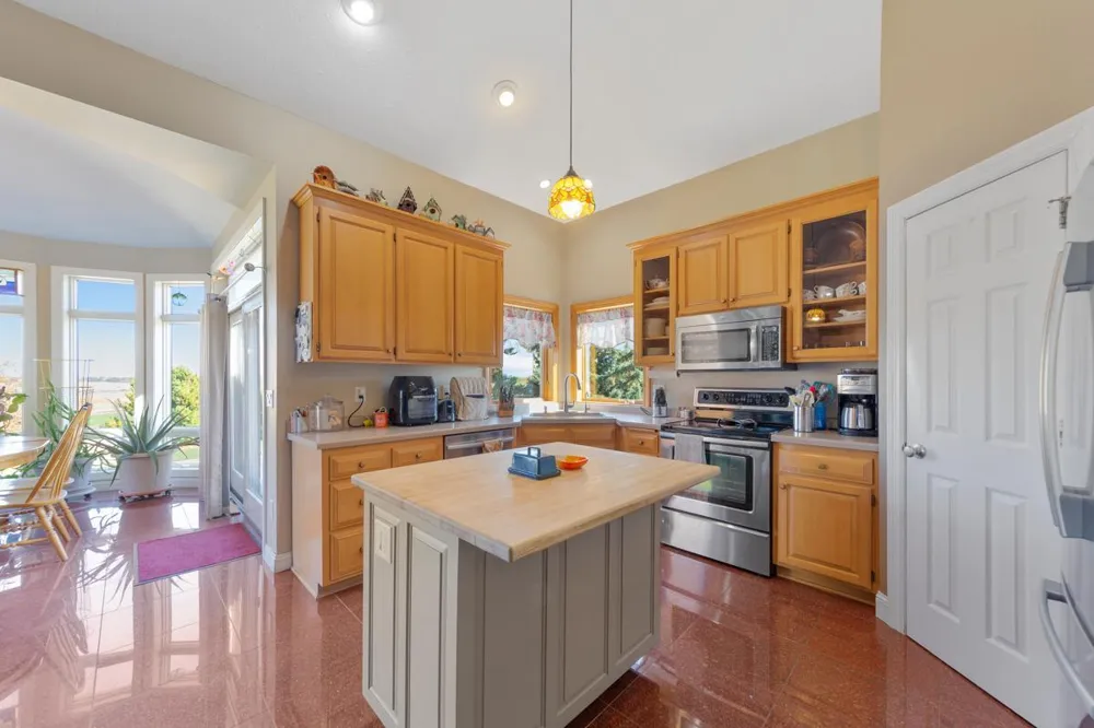 26721 Redwing Avenue New Prague, MN 56071