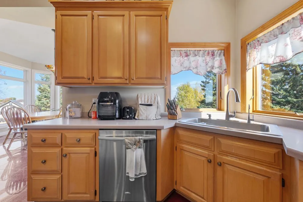 26721 Redwing Avenue New Prague, MN 56071