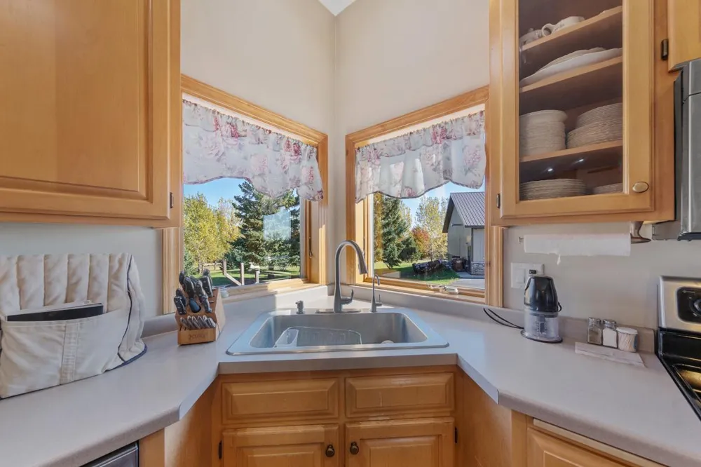 26721 Redwing Avenue New Prague, MN 56071