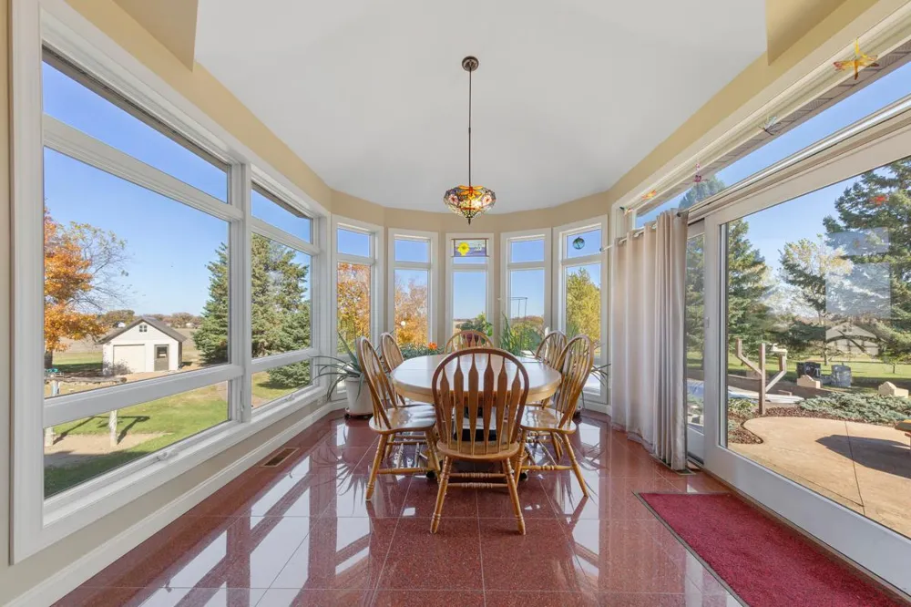 26721 Redwing Avenue New Prague, MN 56071