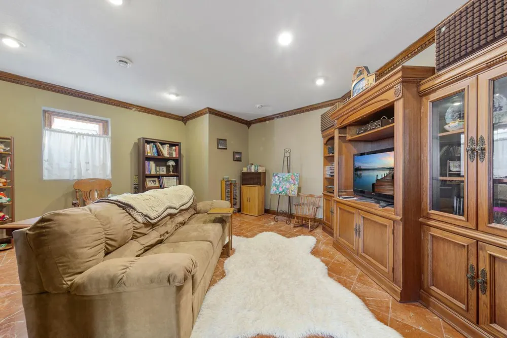26721 Redwing Avenue New Prague, MN 56071