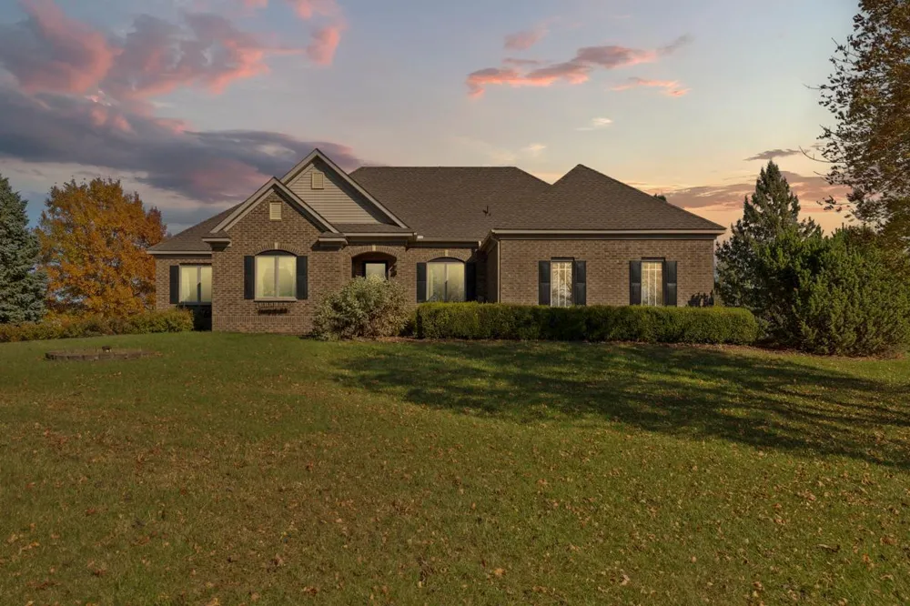 26721 Redwing Avenue New Prague, MN 56071