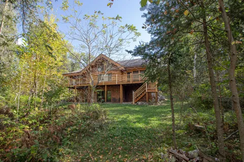 1003 Sunset Hill Road NE