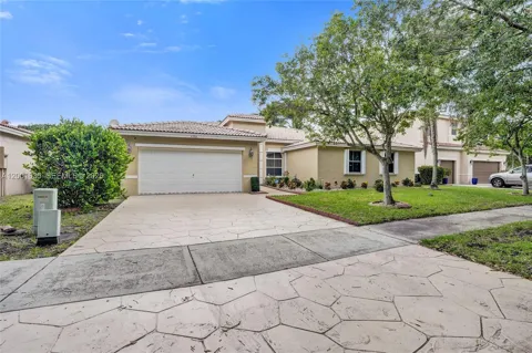 4286 NW 42nd Ter
