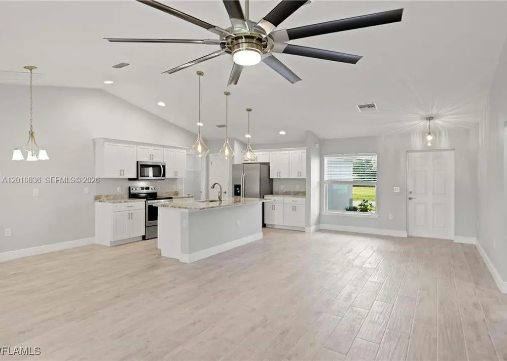 604 WILMINGTON Cape Coral, FL 33993