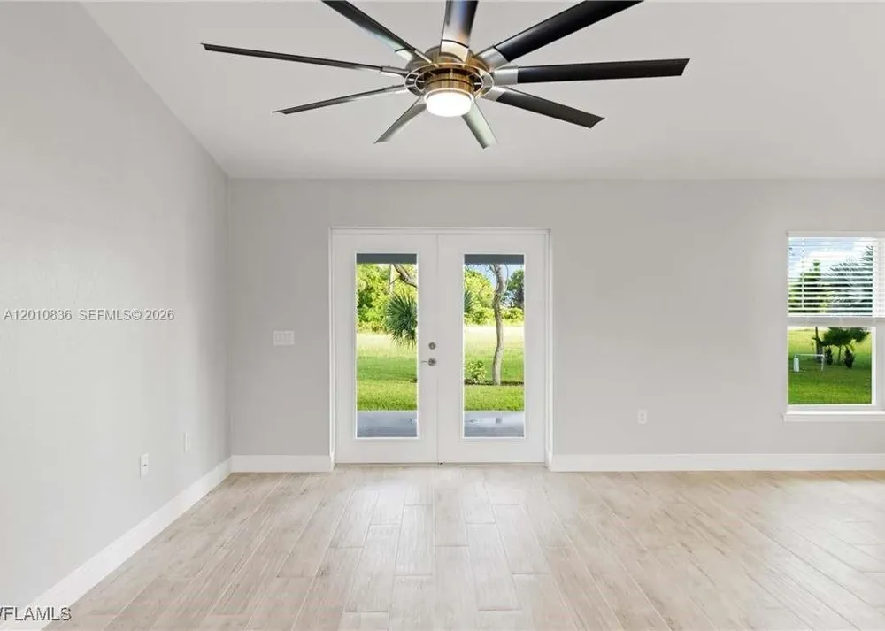604 WILMINGTON Cape Coral, FL 33993