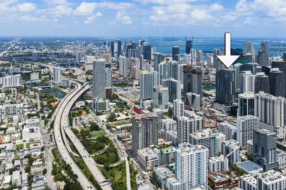 88 SW 7th St #PH4301 Miami, FL 33130