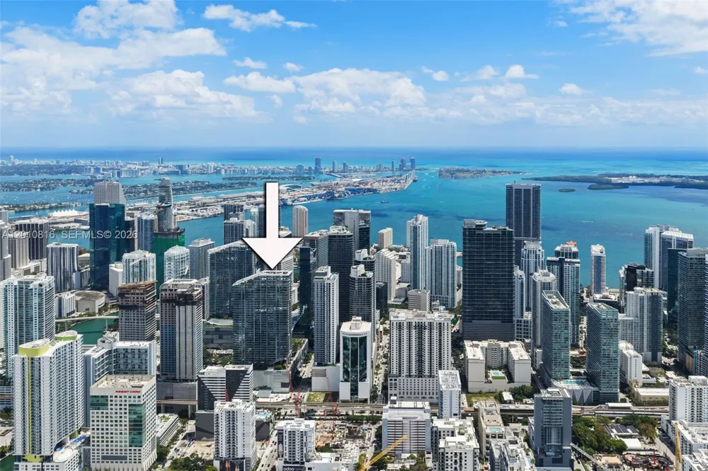 88 SW 7th St #PH4301 Miami, FL 33130
