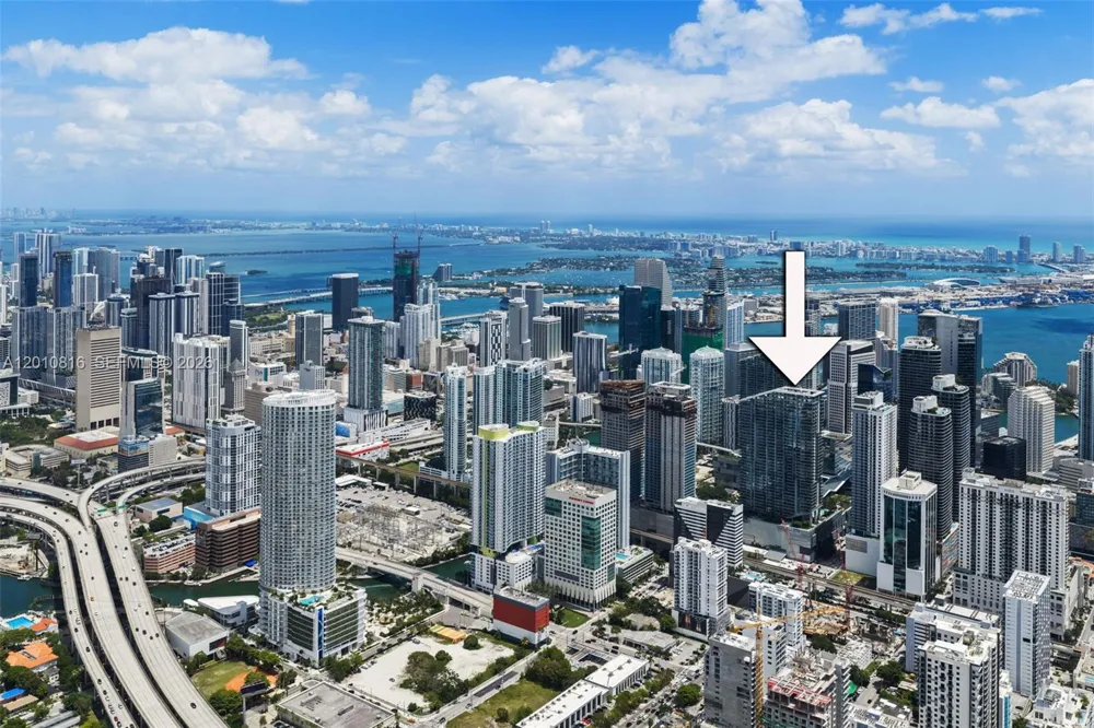 88 SW 7th St #PH4301 Miami, FL 33130
