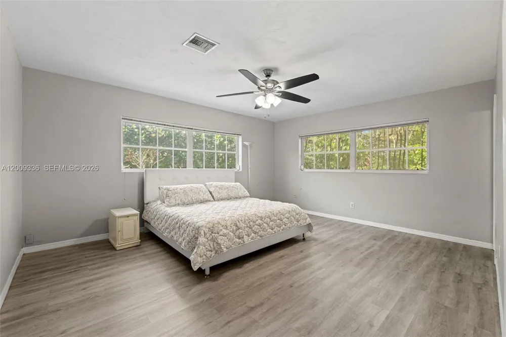 13730 SW 75th Ave Palmetto Bay, FL 33158