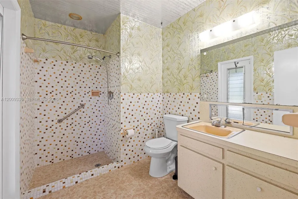 13730 SW 75th Ave Palmetto Bay, FL 33158