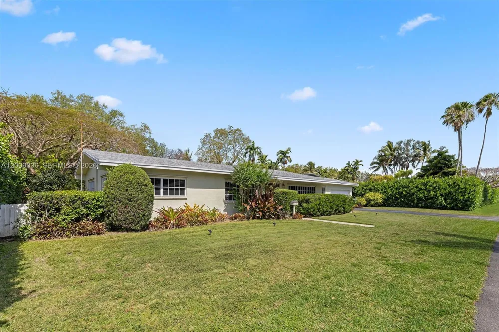 13730 SW 75th Ave Palmetto Bay, FL 33158