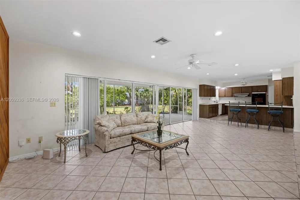 13730 SW 75th Ave Palmetto Bay, FL 33158