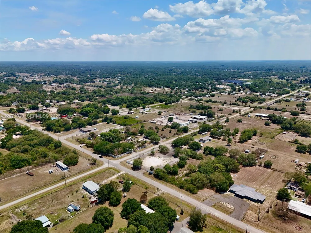 242 BALD CYPRESS AVE Clewiston, FL 33440