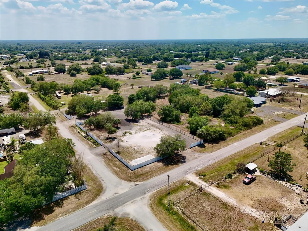242 BALD CYPRESS AVE Clewiston, FL 33440