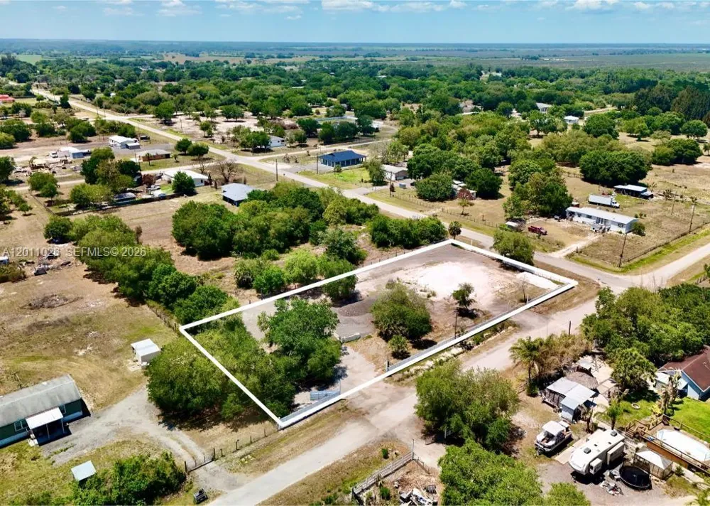 242 BALD CYPRESS AVE Clewiston, FL 33440